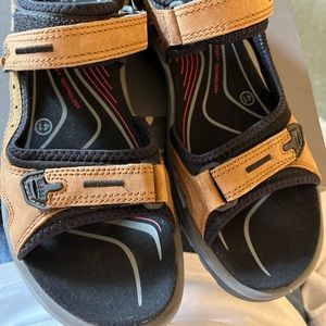 Ecco Brown Yucatán Sandals Size 10-10.5 (EU 41) - New, no box
